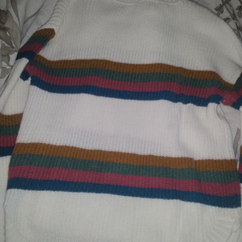 Sweater - Picture 3 of 5